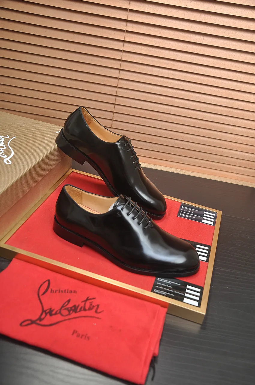 Men's shoes 💰620💶 [Chrstian Loubotin] Red-soled shoes 💋Original mold opening, the highest version on the market, purely handmade ➕Imported cowhide uppers, first-layer water-dyed cowhide lining! Original EU high-gloss outsole. 38 to 45 (45 customized)